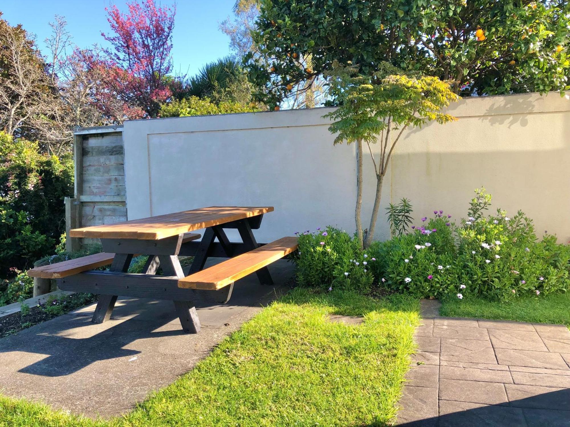 Hillcrest Two Apartment Whakatane Exterior photo